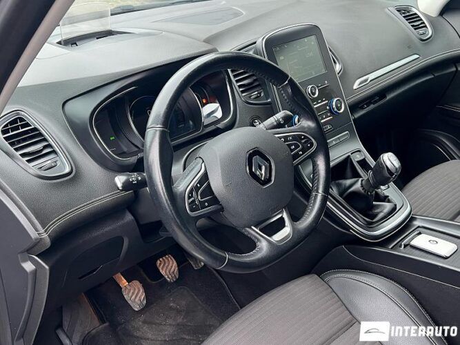 renault Grand Scenic 2017