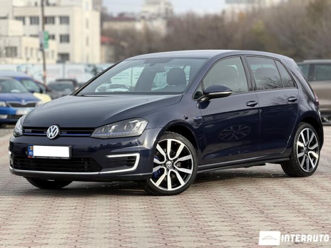 Volkswagen Golf GTE 2015 doar la InterAuto