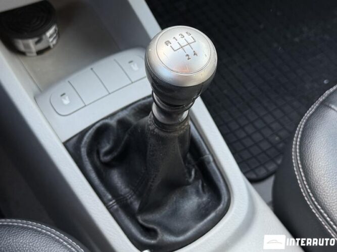 Kia Cerato 38 kia Cerato 2007