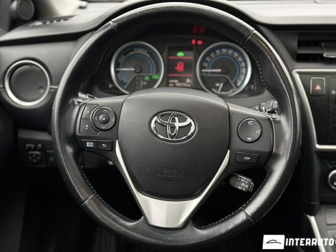 toyota Auris 2013