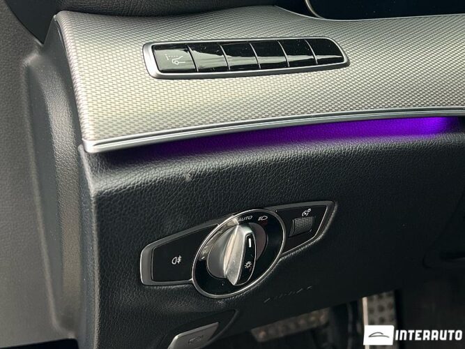 Mercedes E 220 47 mercedes E 220 2016