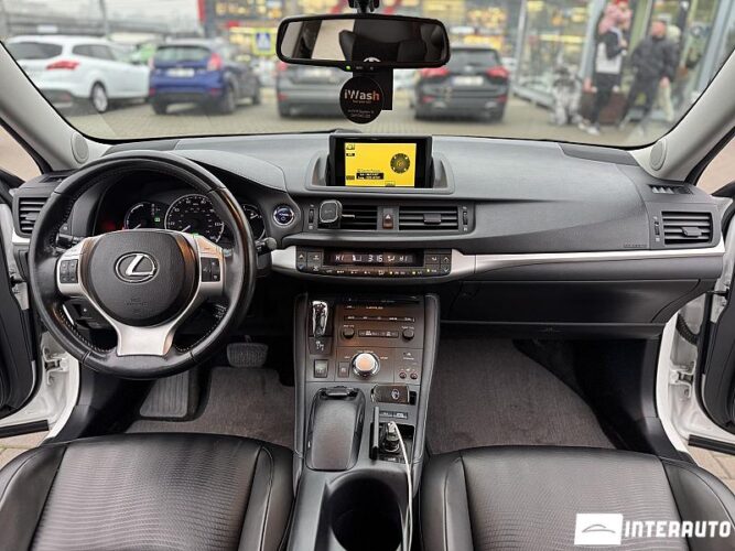lexus CT 200h 2011