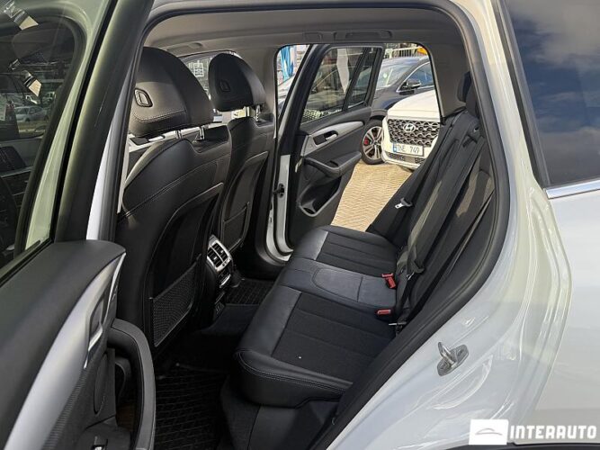 BMW X3 2.0D 48 bmw X3 2.0D 2021