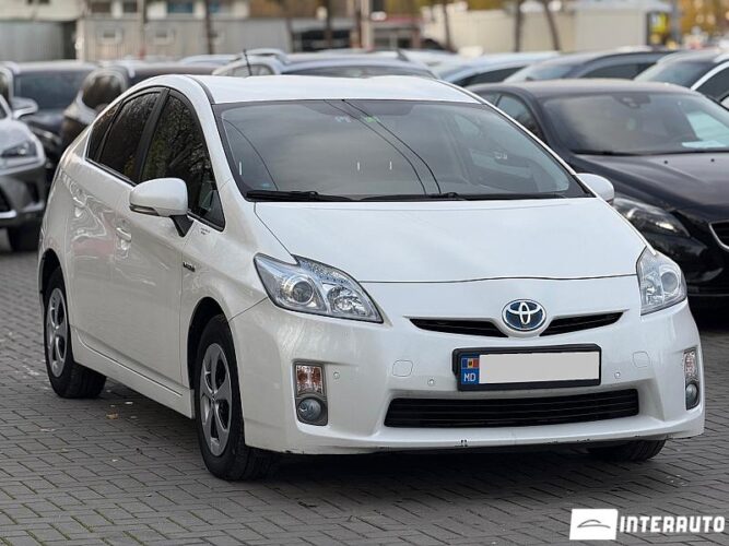Toyota Prius 28 toyota Prius 2010