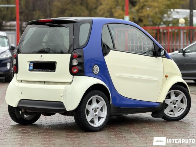 Smart Fortwo 25 interauto-car
