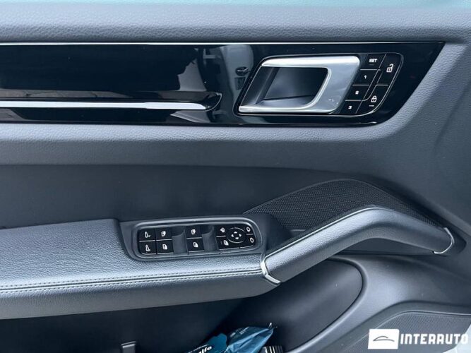 porsche Cayenne 2021