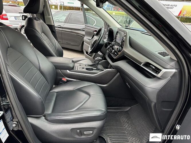 toyota Highlander 2021