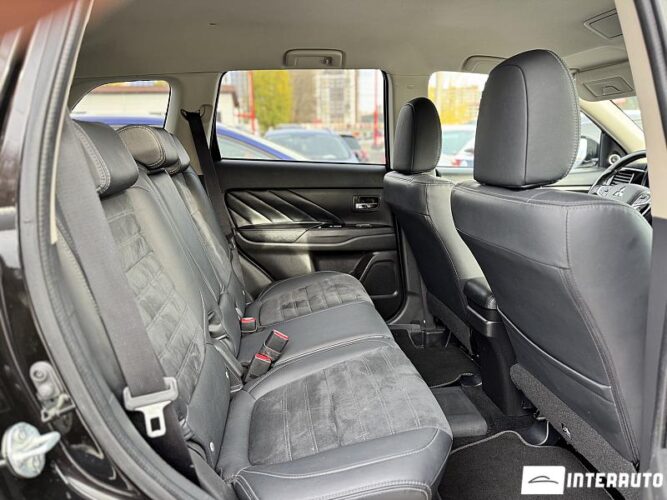 mitsubishi Outlander 2015