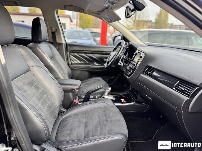 mitsubishi Outlander 2015