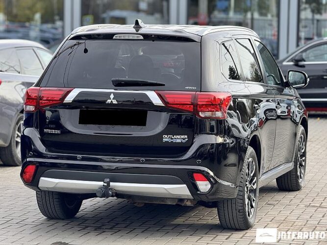 mitsubishi Outlander 2015