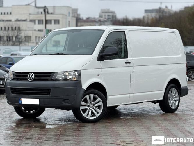Volkswagen Transporter 2012 doar la InterAuto