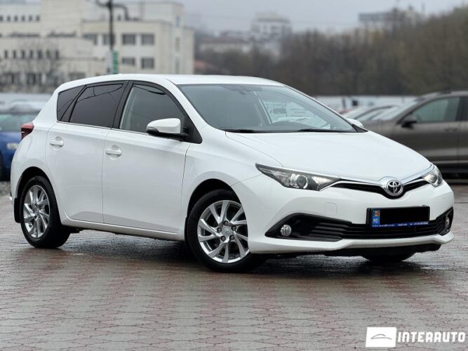 toyota Auris 2016