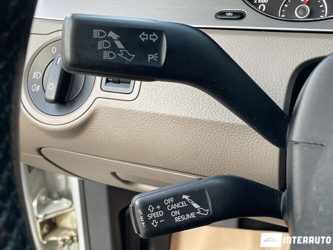 Volkswagen Passat 37 volkswagen Passat 2005