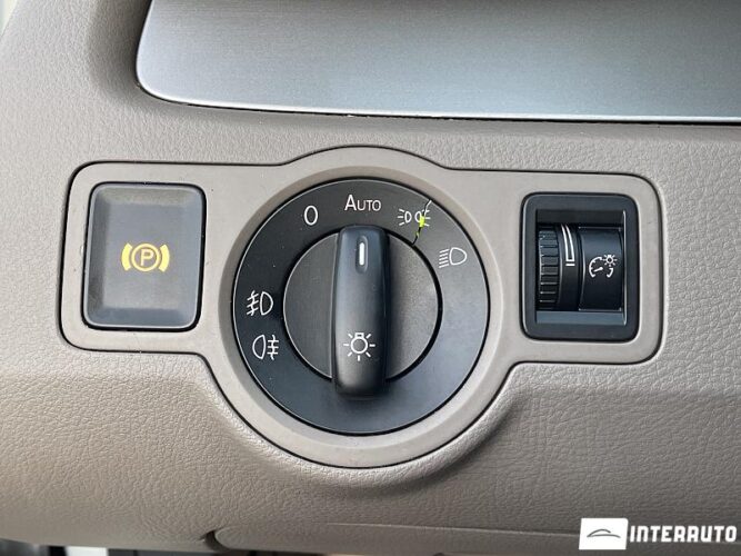 Volkswagen Passat 35 volkswagen Passat 2005