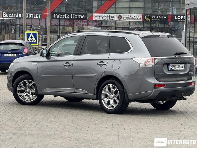 mitsubishi Outlander 2013
