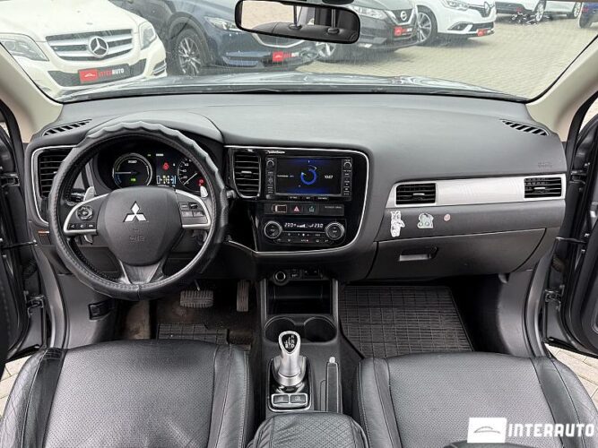 mitsubishi Outlander 2013