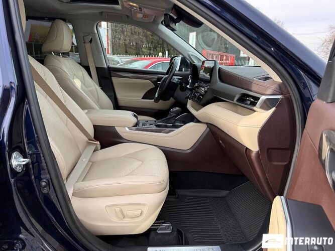 toyota Highlander 2020