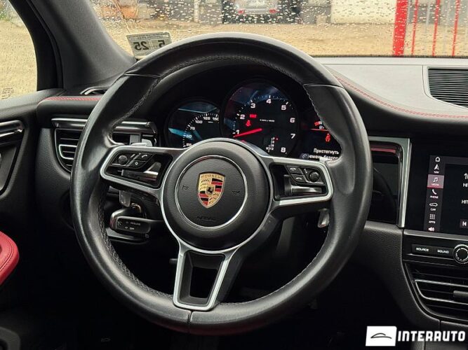 Porsche Macan 45 porsche Macan 2019