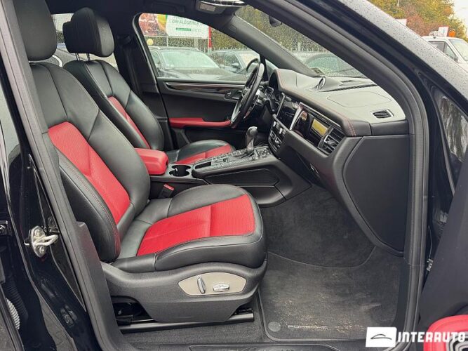 Porsche Macan 37 porsche Macan 2019