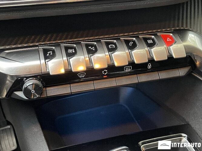 Peugeot 3008 42 peugeot 3008 2021