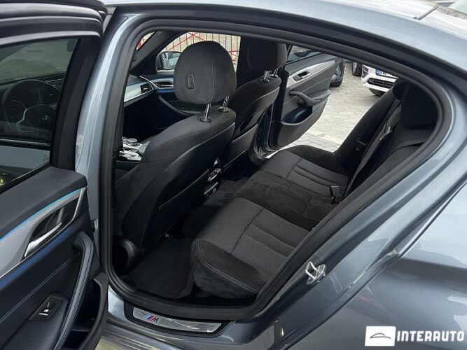 BMW 530e 44 interauto-car