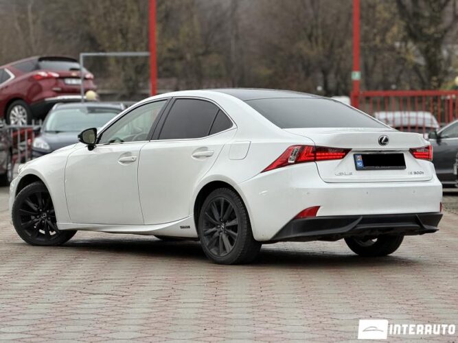 lexus IS 300h 2014