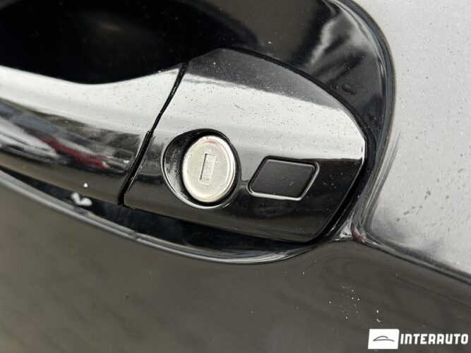 Mercedes E 220 32 mercedes E 220 2014