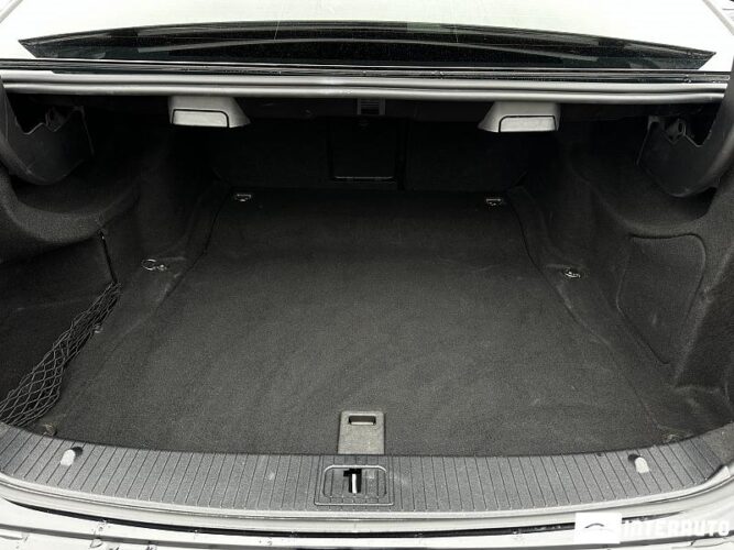 Mercedes E 220 43 mercedes E 220 2014