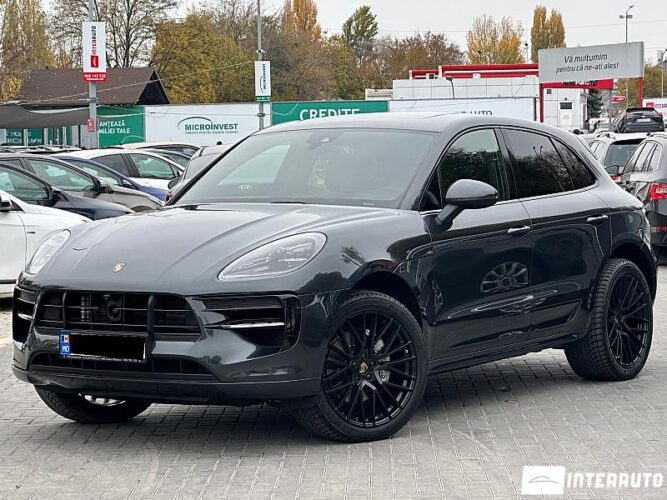 Porsche Macan S 2017 doar la InterAuto