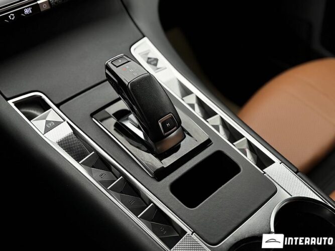 Citroen DS7 51 citroen DS7 2020