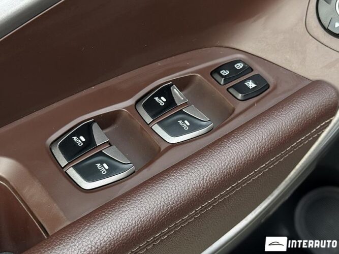 Hyundai Santa Fe 54 interauto-car