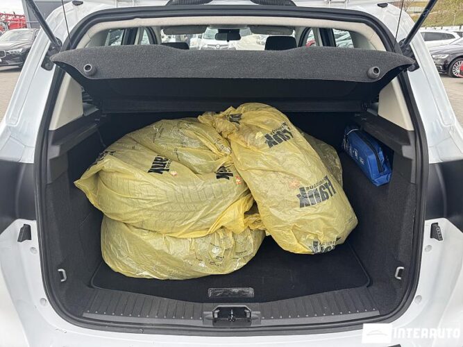 Ford C-MAX 51 ford C-MAX 2016