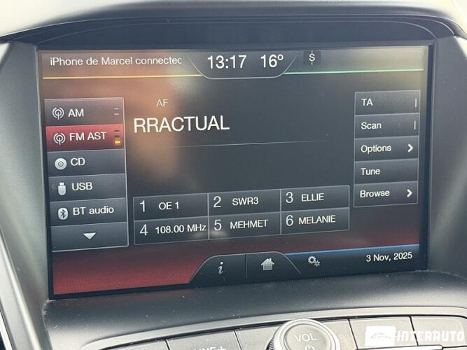 Ford C-MAX 40 ford C-MAX 2016