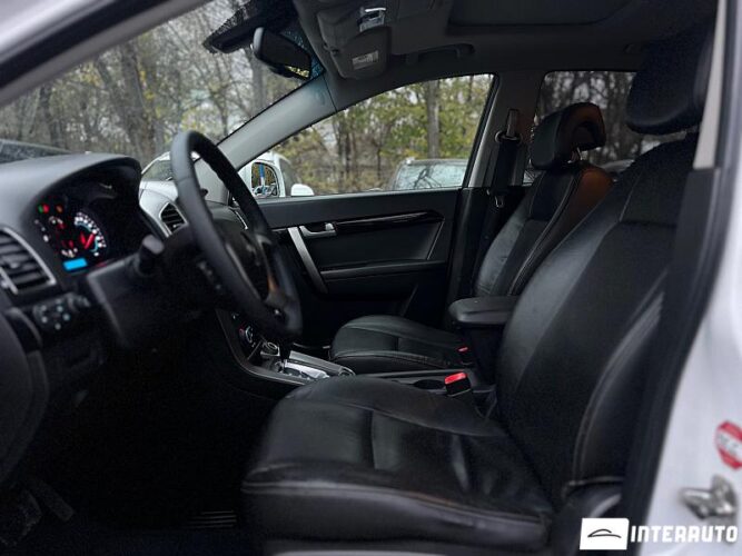 Chevrolet Captiva 35 interauto-car