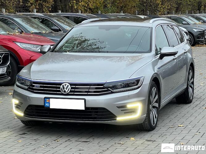 Volkswagen Passat GTE 2015 doar la InterAuto