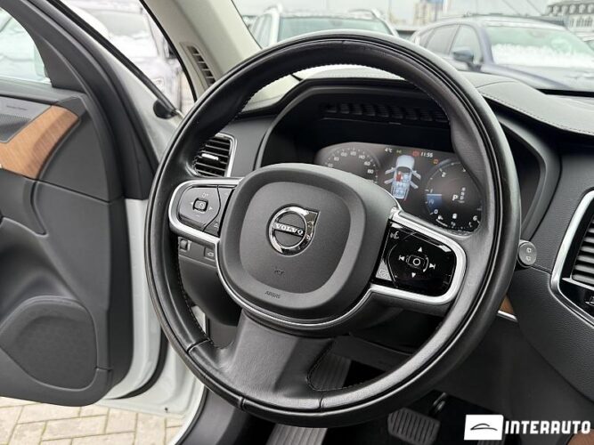 Volvo XC 90 43 interauto-car