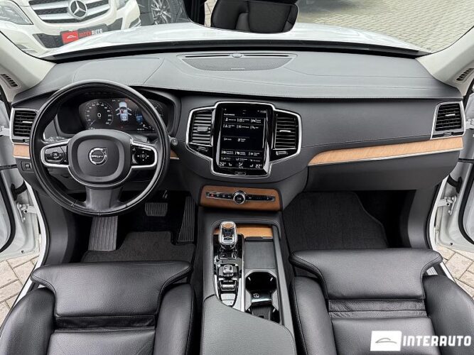 Volvo XC 90 42 interauto-car