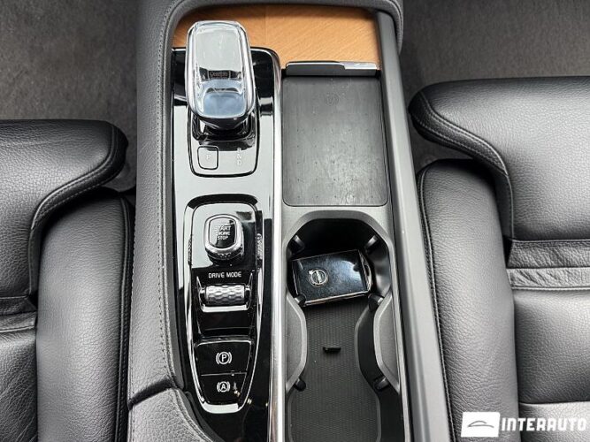 Volvo XC 90 49 interauto-car