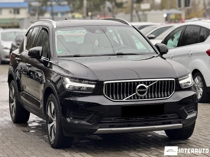 volvo XC 40 2021