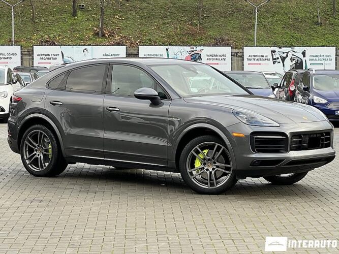 Porsche Cayenne E-Hybrid Coupe 2021 doar la InterAuto