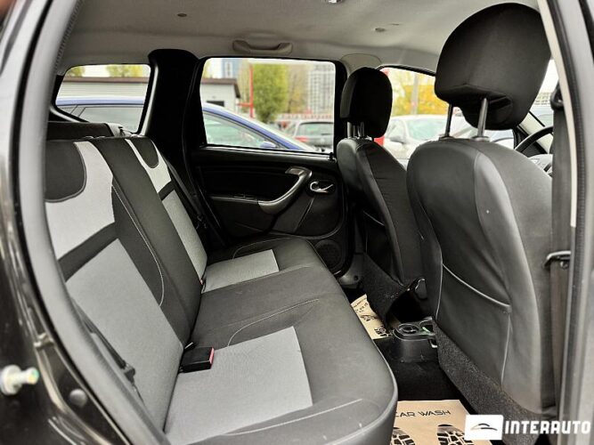 Dacia Duster 41 interauto-car