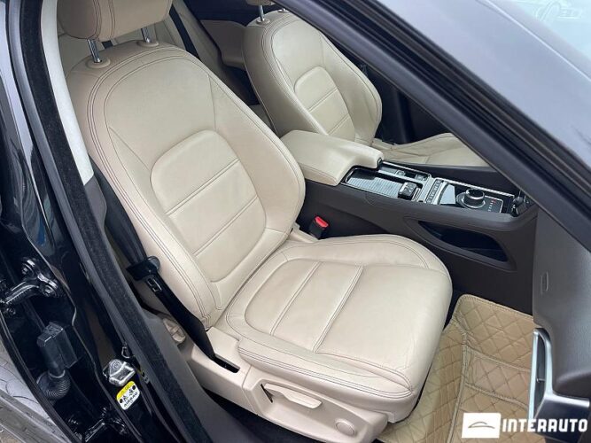 Jaguar F-Pace 45 jaguar F-Pace 2018