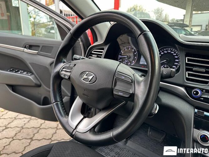 Hyundai Elantra 37 hyundai Elantra 2020