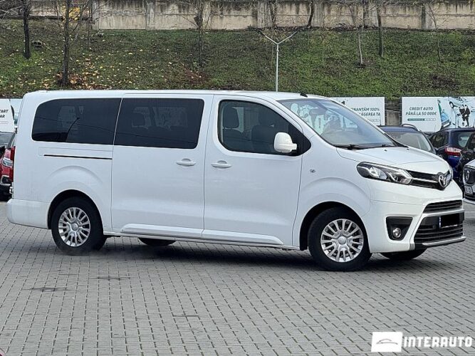 Toyota Proace 2017 doar la InterAuto