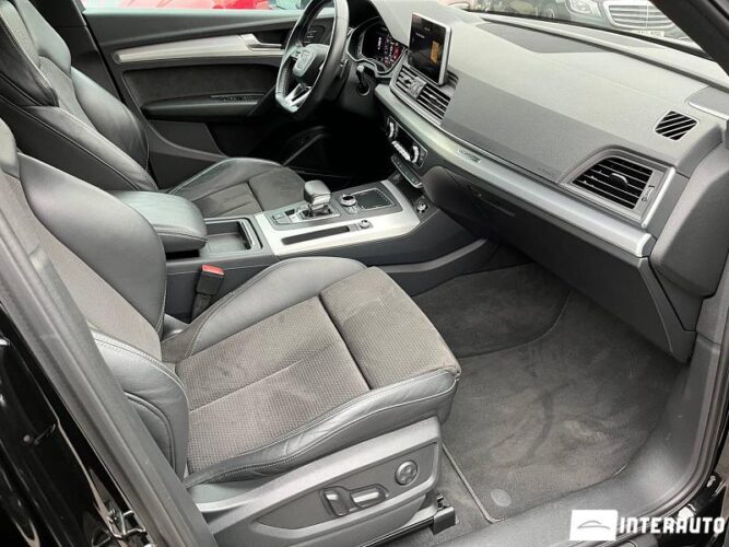 Audi SQ5 42 audi SQ5 2018