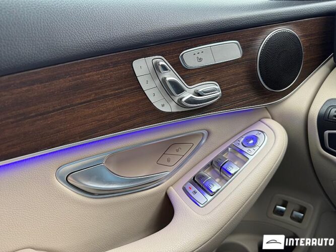 Mercedes GLC 350e 44 interauto-car