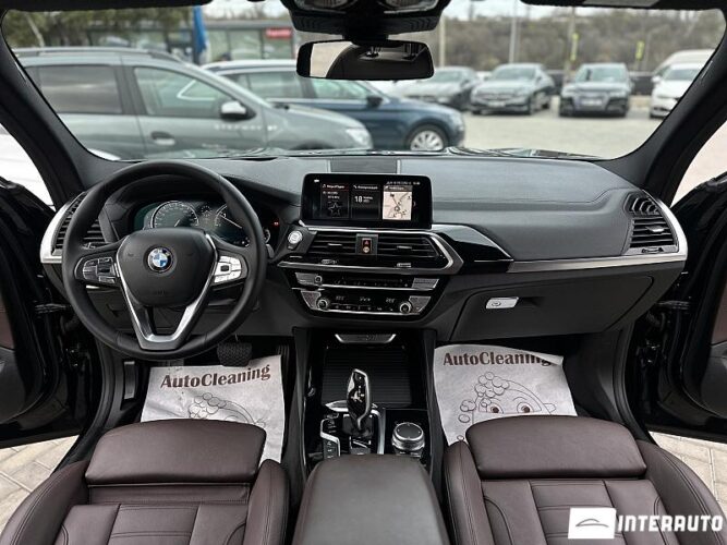 BMW X3 2.0D 43 interauto-car