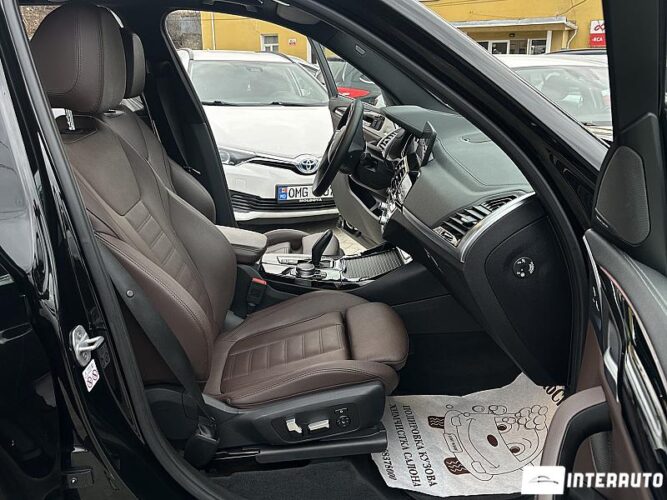 BMW X3 2.0D 54 interauto-car