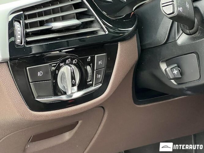 BMW 530 57 interauto-car