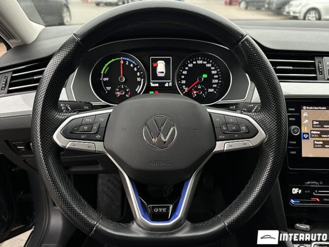 volkswagen Passat GTE 2021